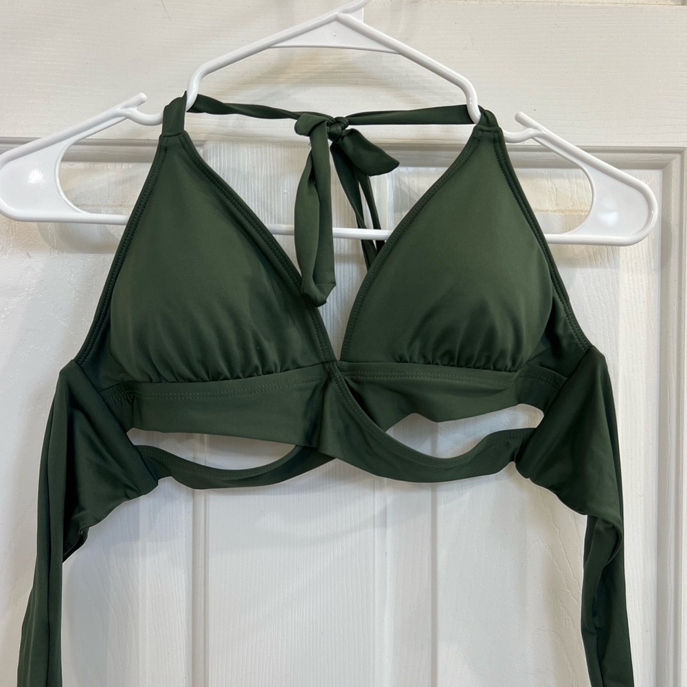 3 for $15 Green Bikini Top - Picture 1 of 2